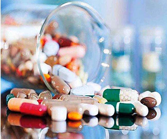 घर में इन जगहों पर भूलकर भी न रखें दवाइयां, परिवार का पीछा नहीं छोड़ेगी बीमारियां 4 02 03 2022 vastu shastra for medicines 22509422