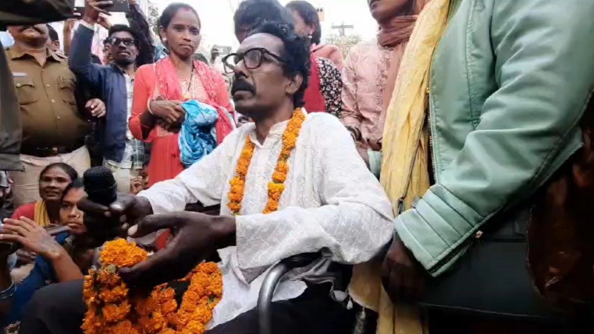 12 01 2025 naidunia 01korba scam ks