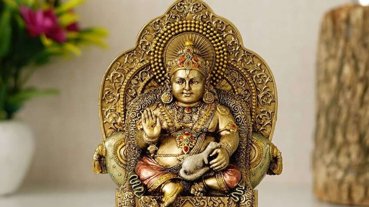 Lord Kuber Devta Idol vastu tips