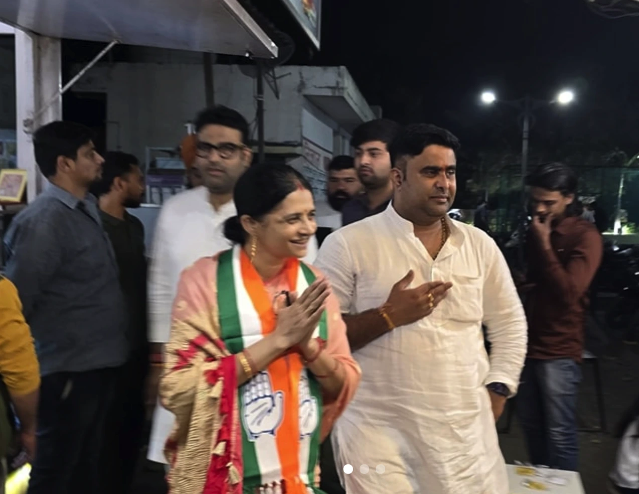 दीप्ति दुबे के रोड