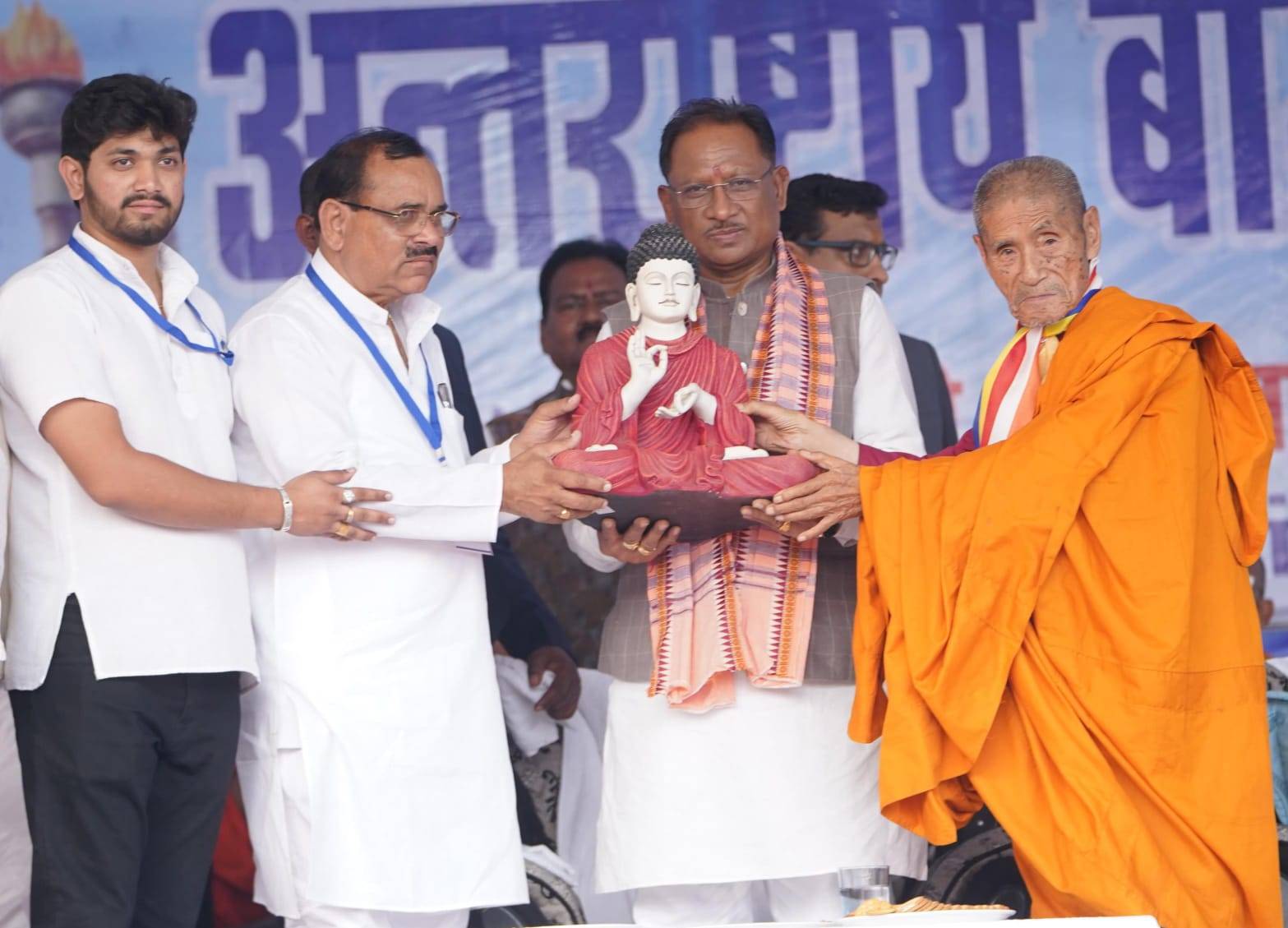 WhatsApp Image 2025 02 06 at 20.10.24