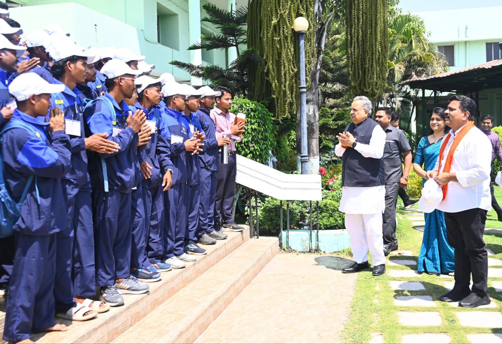 WhatsApp Image 2025 03 18 at 18.02.40