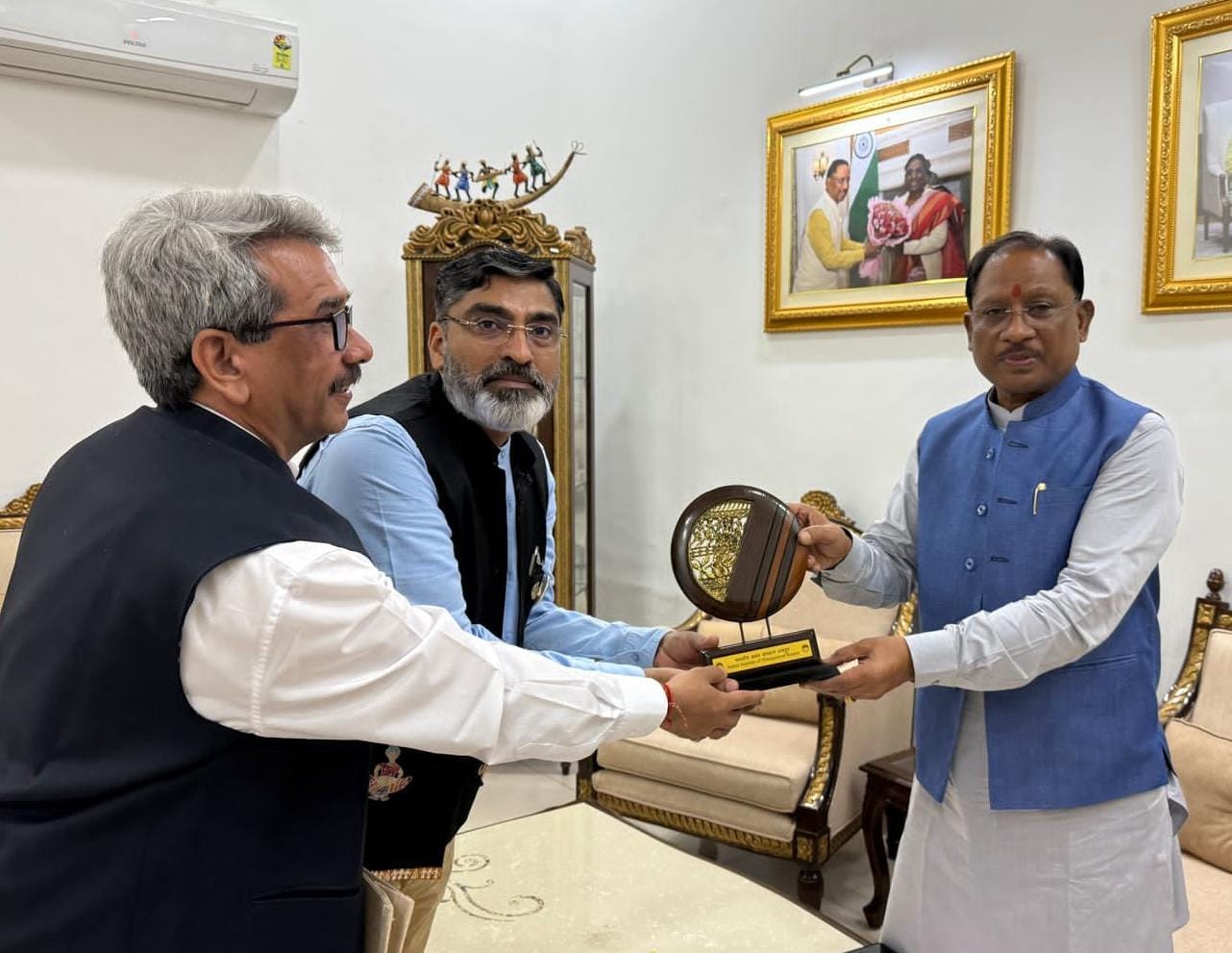 WhatsApp Image 2025 03 20 at 13.01.53