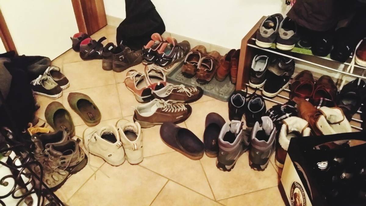 how to organise shoes and slippers 1731584299615