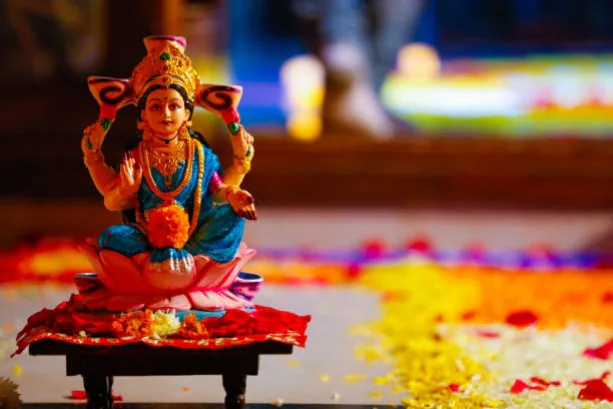 vastu tips to attract money in hindi 1736934725618
