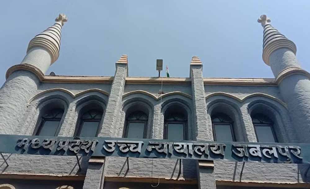 जबलपुर हाईकोर्ट ने IAS एमएल मीणा की याचिका की निरस्त, मणिपुर जाने पर बताया था जान का खतरा, जानें पूरा मामला