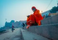 गायत्री मंत्र: अर्थ, सही जाप विधि और 11 आश्चर्यजनक लाभ जो जीवन बदल सकते हैं 3 गायत्री मंत्र: अर्थ, सही जाप विधि और 11 आश्चर्यजनक लाभ जो जीवन बदल सकते हैं