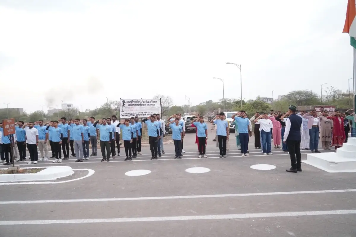 सांसद बृजमोहन अग्रवाल ने किया जय श्री राम सैन्य प्रशिक्षण के सफल युवाओं का सम्मान 7 जय श्री राम सैन्य प्रशिक्षण