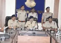 Police 01 10
