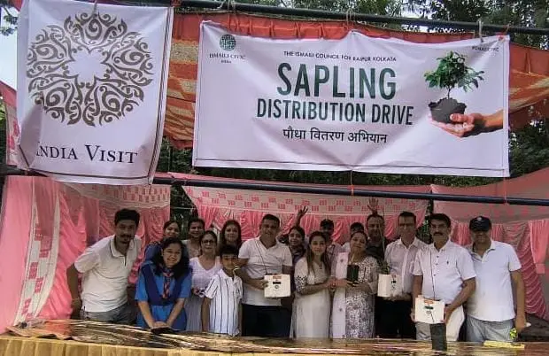 स्वतंत्रता दिवस पर इस्माइली CIVIC का पर्यावरण संदेश, रायपुर में 500 पौधे लगाए और वितरित किए 2 WhatsApp Image 2026 08 17 at 1.31.47 PM