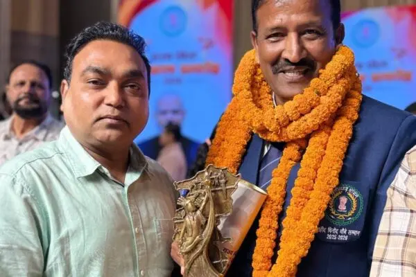 ‘अकरम भैया’ का सम्मान: वॉलीबॉल को बनाया जिंदगी का मिशन, हजारों खिलाड़ियों को दी नई पहचान