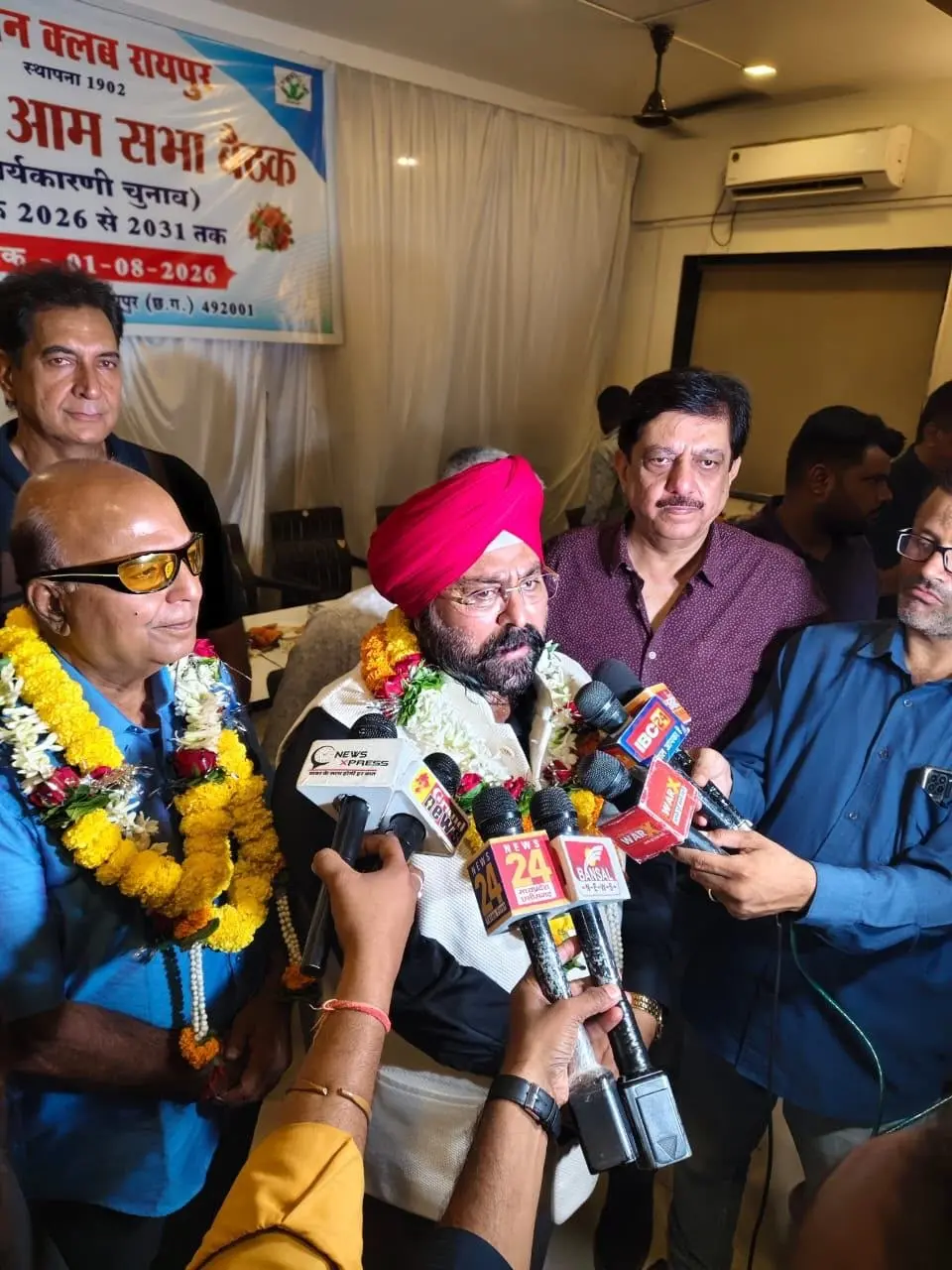 यूनियन क्लब रायपुर अध्यक्ष गुरुचरण सिंह होरा फिर निर्विरोध चुने गए 3 यूनियन क्लब रायपुर अध्यक्ष